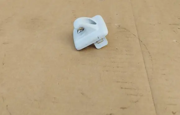 Peugeot 508 Sun visor clip/hook/bracket 