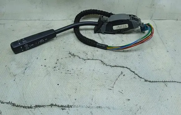 Mercedes-Benz E W210 Indicator stalk LS2327990 2065450324