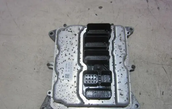 BMW 3 F30 F35 F31 Engine control unit/module ECU 8664660