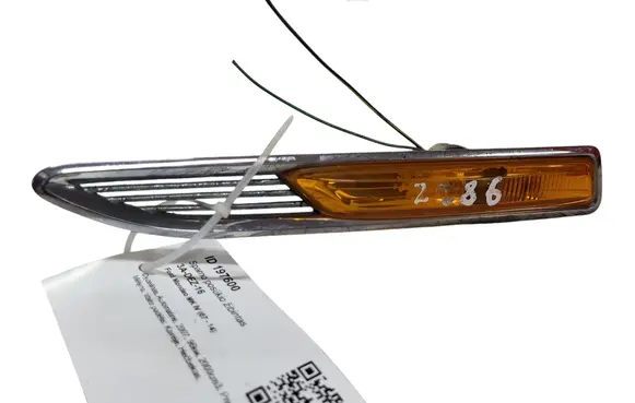 Ford Mondeo MK IV Front fender indicator light 7S7113K354BD