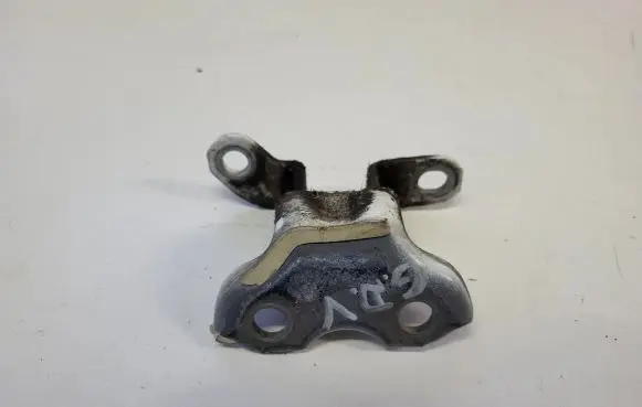 Toyota Verso Rear door upper hinge