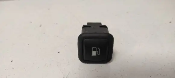 Volkswagen Golf IV Fuel tank opening switch 3B0959833A 03000313