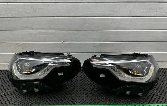 BMW 2 G42 Headlights/headlamps set 5A320F3