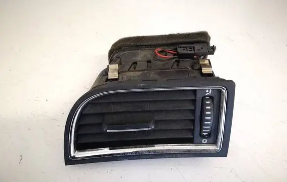 Skoda Superb B6 (3T) Dash center air vent grill 3t0819701 1461148