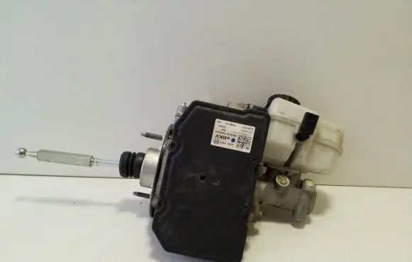 Volkswagen e-Golf Master brake cylinder 5QE614105P 5QE611301