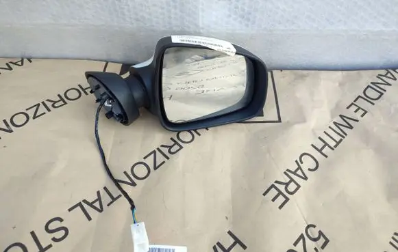 Renault Sandero I Front door electric wing mirror E9024363 8200497513