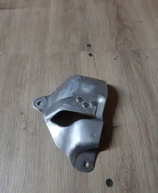 BMW M5 F90 Muffler mount bracket/holder 7856415 1165