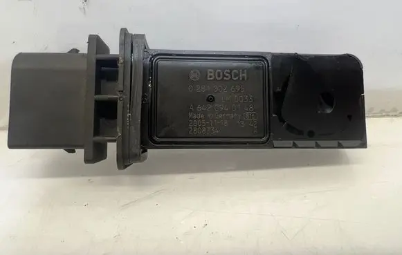 Mercedes-Benz ML W164 Mass air flow meter 0281002695 2808334 A6420940148