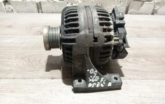 Volvo S60 Generator/alternator 0124525060 30667787