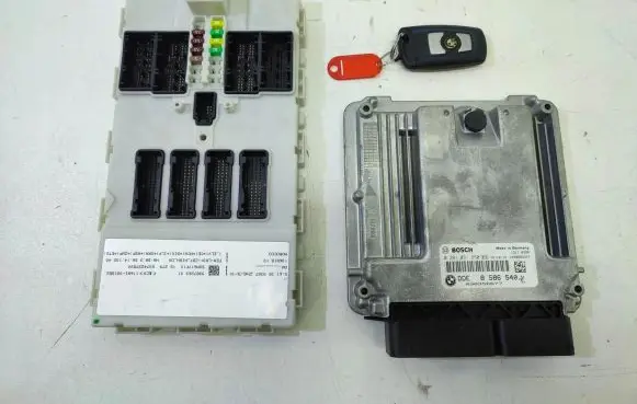 BMW 4 F36 Gran coupe Engine ECU kit and lock set 8586540