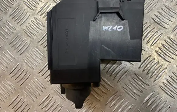 Mercedes-Benz E W210 Light switch PA6GF30