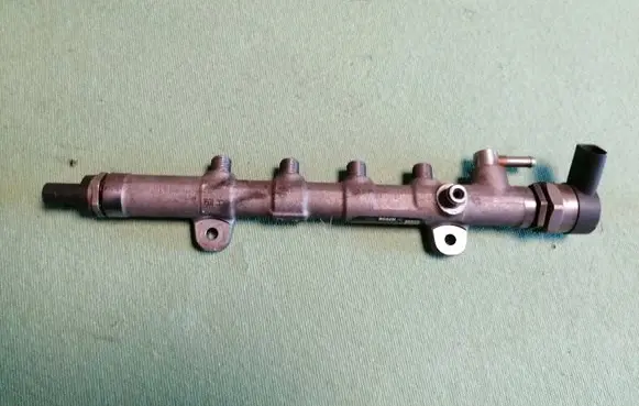 Mercedes-Benz Sprinter W906 Fuel main line pipe A6510701595 001638L3 0445214275