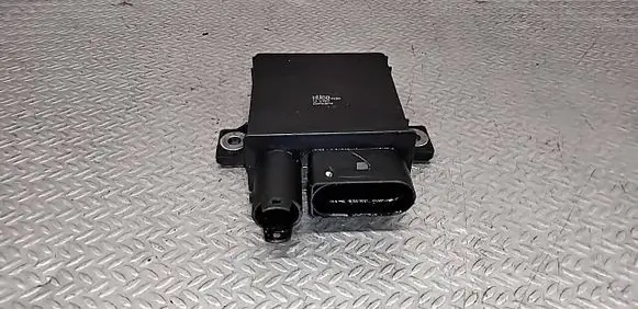 BMW 5 E60 E61 Glow plug pre-heat relay 132197