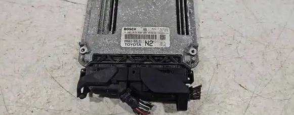 Toyota Urban Cruiser (XP110) Engine control unit/module 0281015694 13240075 F01G003060