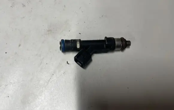 Ford F150 Fuel injector JR3E9F593AB