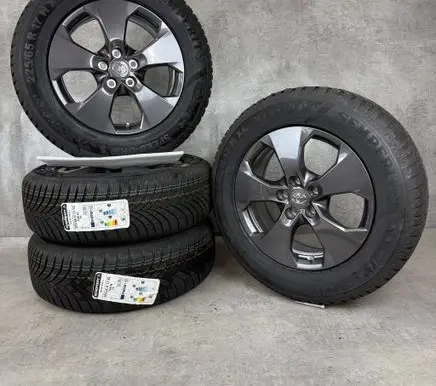Toyota bZ4X R17 alloy rim PW457-42000