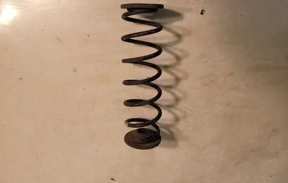 Audi A3 S3 8V Rear coil spring 5Q0511121