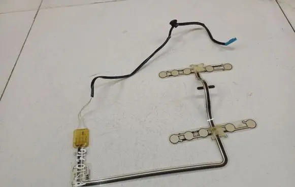 Volkswagen PASSAT B6 Seat heating element 3C0963553
