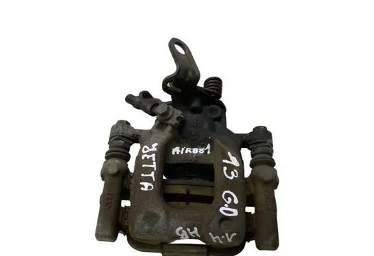 Volkswagen Jetta VI Rear brake caliper