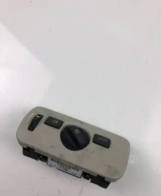 Volvo V40 Light switch 30739426