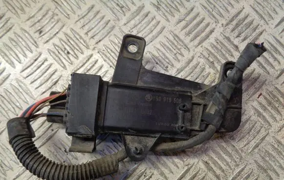 Seat Mii Coolant fan relay 1S0919506