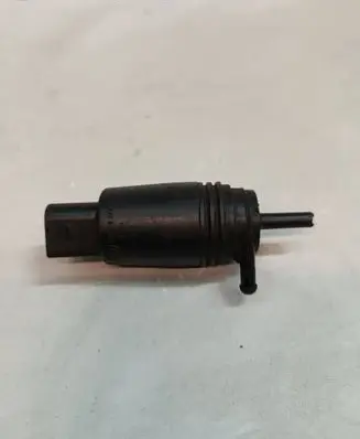 BMW 5 E60 E61 Windscreen/windshield washer pump 67128377612
