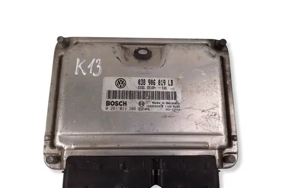 Volkswagen Polo IV 9N3 Engine control unit/module 038906019LB 1039S02918 0281011206
