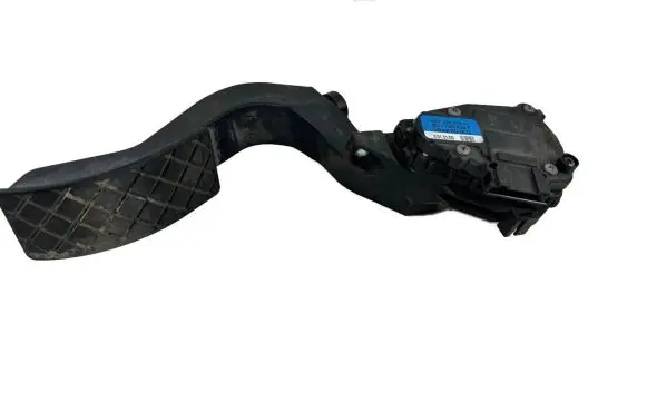 Volkswagen PASSAT B5.5 Accelerator throttle pedal 8D1723523F 6PV00837602