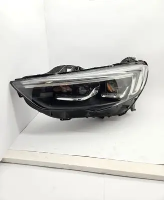 Opel Insignia B Headlight/headlamp 39195645 300474909