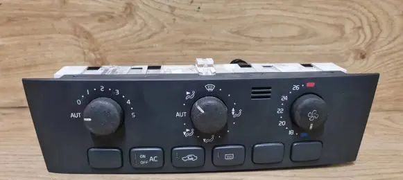 Volvo S40, V40 Climate control unit 612698