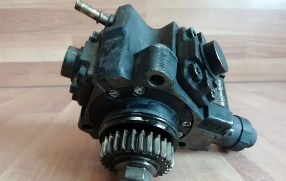 Renault Espace V (RFC) Fuel injection high pressure pump 0445010406 167005114R HMLGT4813R