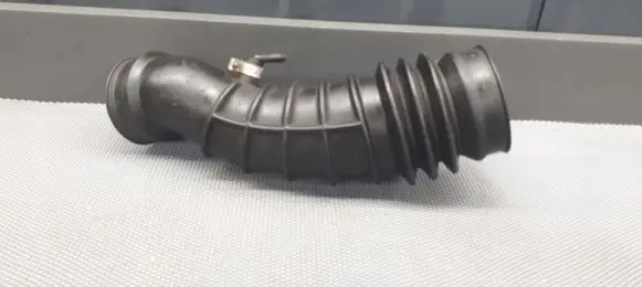 Volvo S40, V40 Air intake duct part