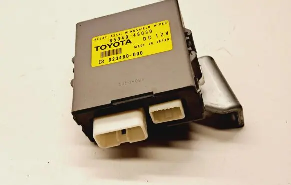 Lexus RX 330 - 350 - 400H Window wiper relay 8594048030 623460000