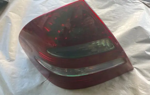 Mercedes-Benz E W211 Rear/tail lights A2118200564 334009