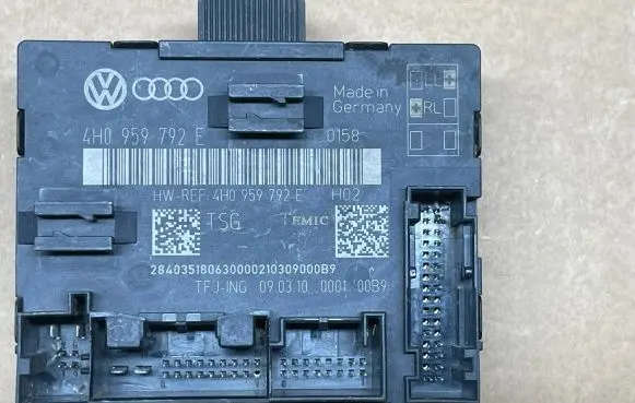 Audi A8 S8 D4 4H Door control unit/module 4H0959792E