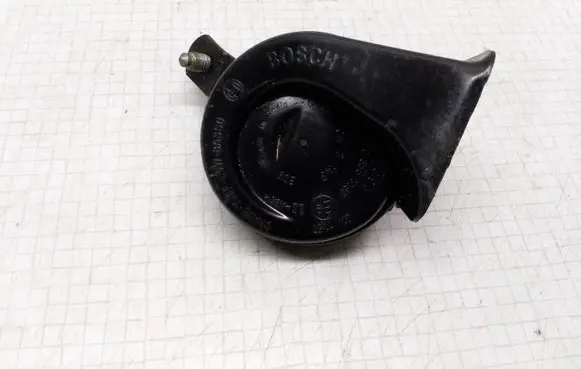 Volkswagen PASSAT B5.5 Horn signal