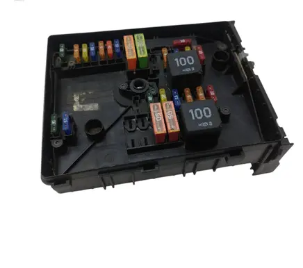 Skoda Superb B6 (3T) Fuse module 1K0937125D