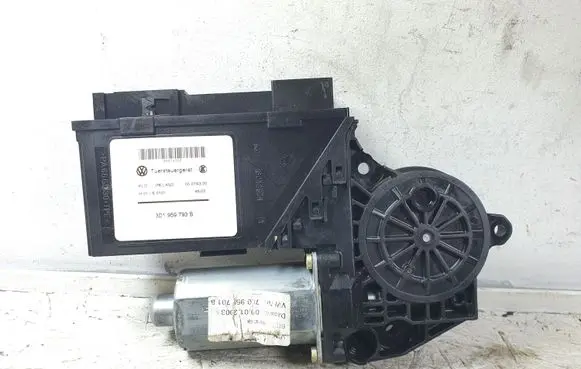 Porsche Cayenne (9PA) Front door window regulator motor 7L0959701B 3D1959793B