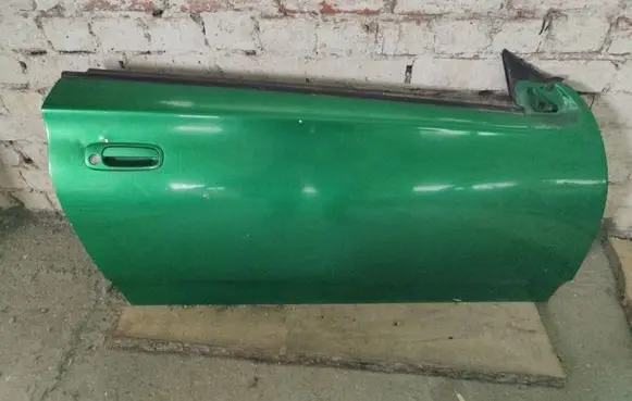 Door (2 Door Coupe)