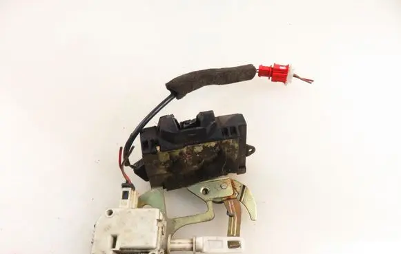 Seat Alhambra (Mk1) Tailgate/trunk/boot lock/catch/latch 7M1827501