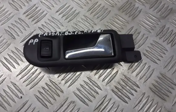 Volkswagen PASSAT B5.5 Rear door interior handle trim 3B1837114