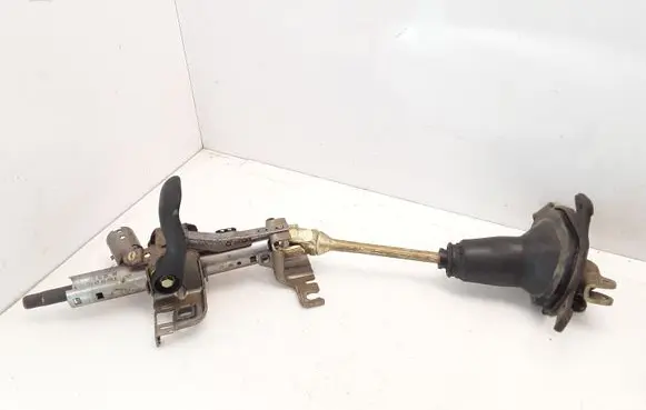 Steering wheel axle set