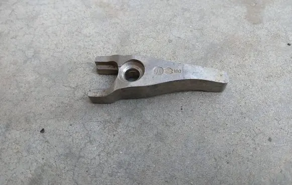 Ford Kuga I Fuel Injector clamp holder