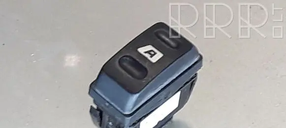 Citroen Xsara Picasso Electric window control switch 22681