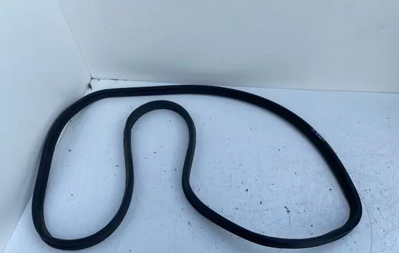 Lexus IS 220D-250-350 Trunk rubber seal (body) 