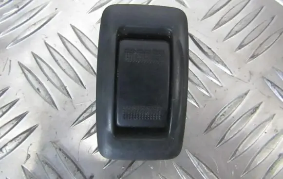 Mazda 323 F Electric window control switch ge4t6638065 usefd