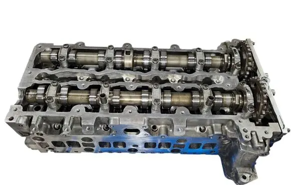 Mercedes-Benz Vito Viano W639 Engine head R651016 A6510150601