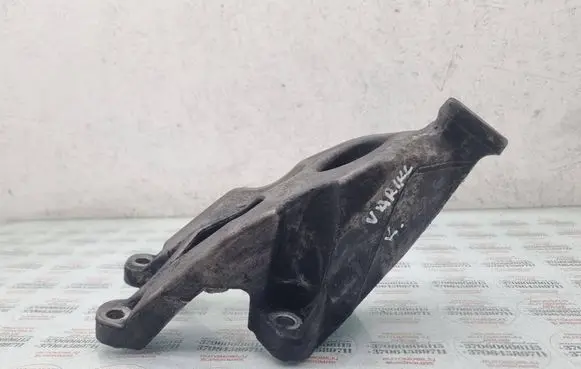 Audi A4 S4 B8 8K Engine mounting bracket 8K0199307AP