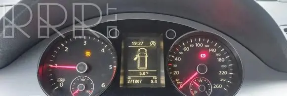 Volkswagen PASSAT B6 Speedometer (instrument cluster) 3C0920872G 021684