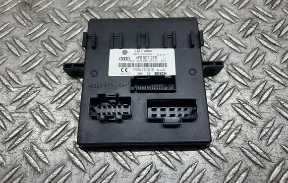 Audi Q7 4L Comfort/convenience module 4F0907279 F005V00619 4F0910279K